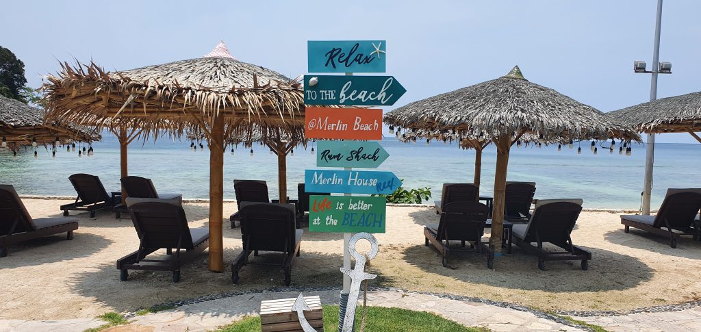 Picture of signpost on the beach